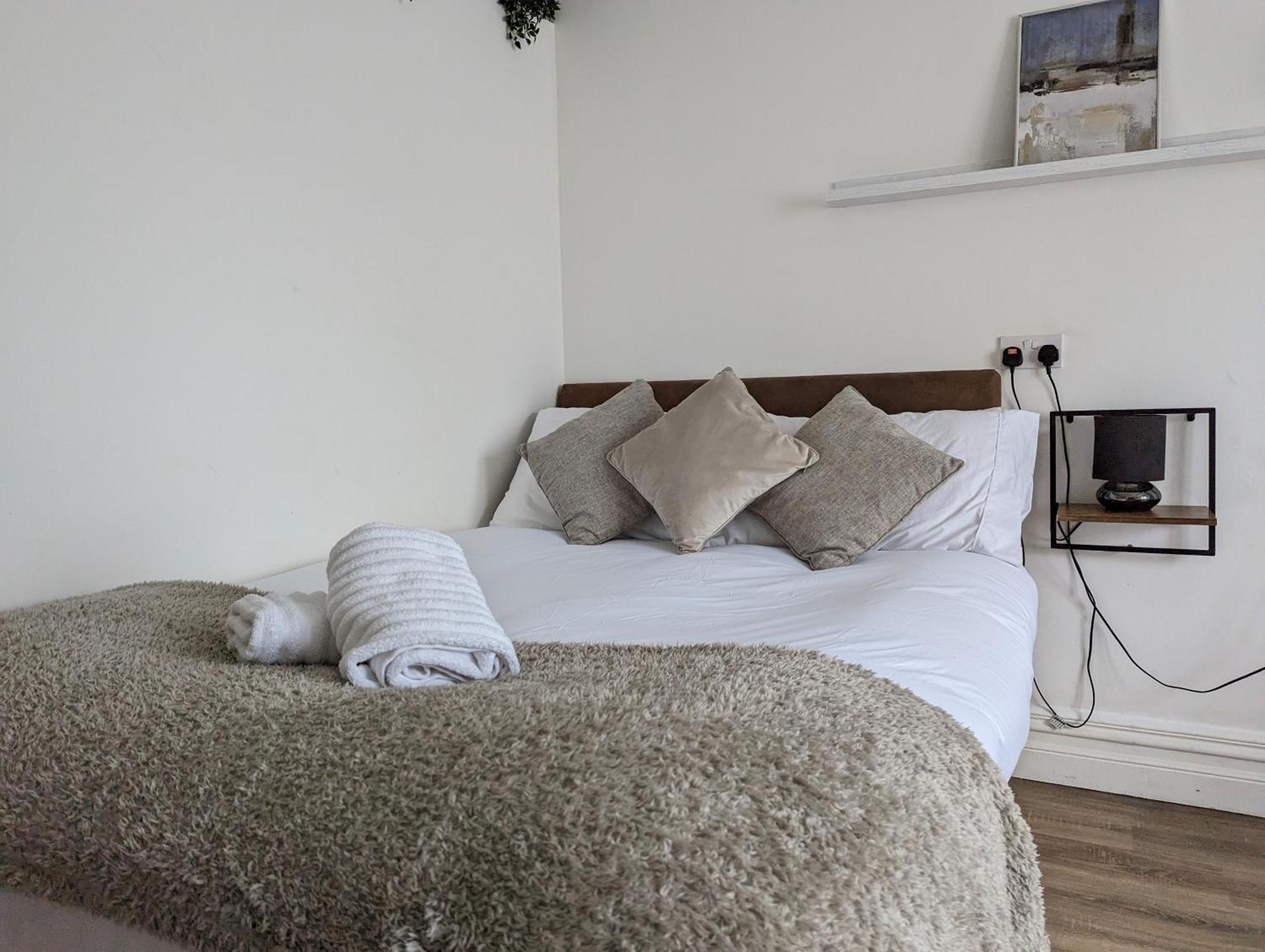 Serene 1 Bedroom Flat In Roath Cardiff Extérieur photo